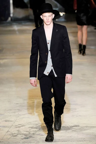 Look 21